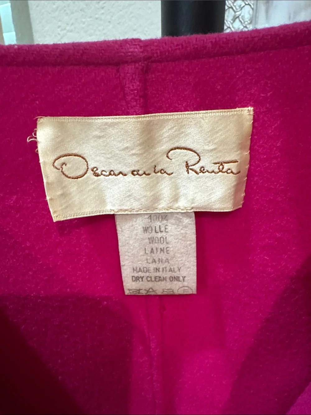 Oscar de la Renta Vibrant Fuchsia Wool Trench Coat